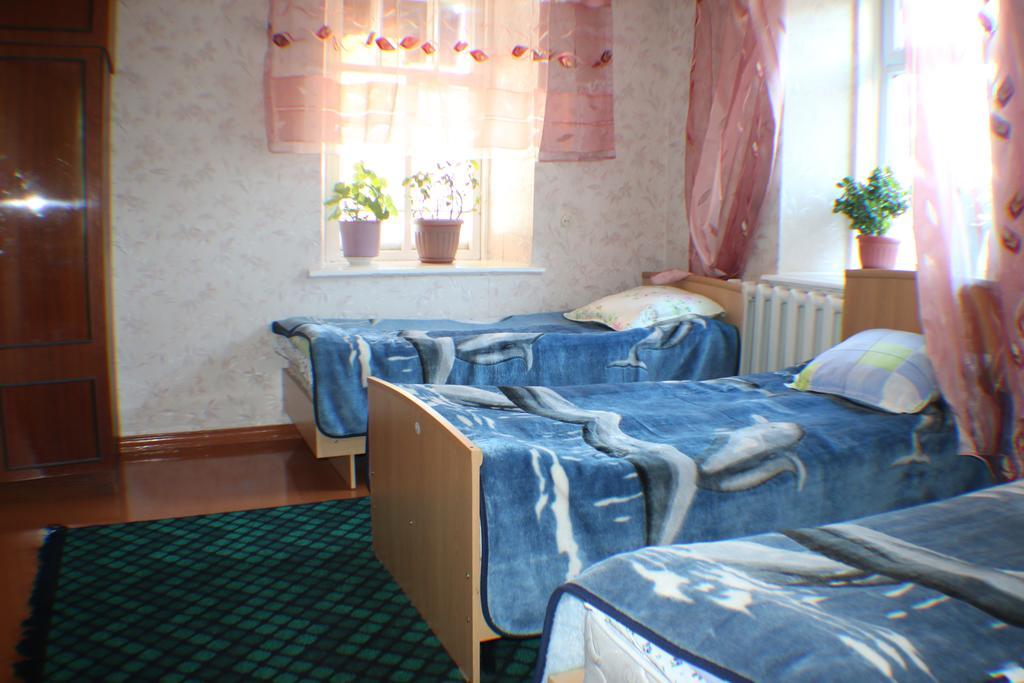 Hostel Ilbirs Karakol Εξωτερικό φωτογραφία